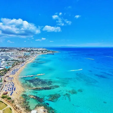 Vrissiana Hotel 4*