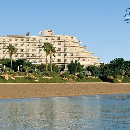 מלון Vrissiana Boutique 4*