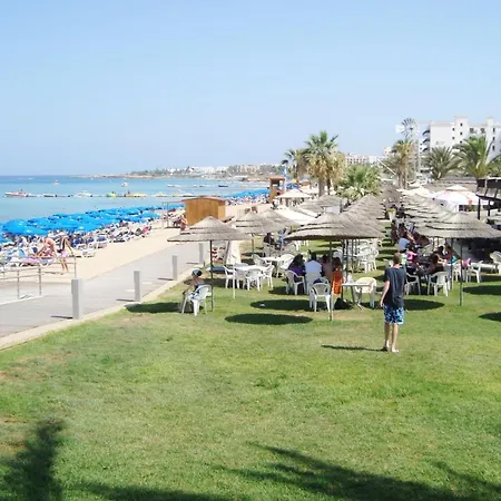 Vrissiana Boutique Protaras